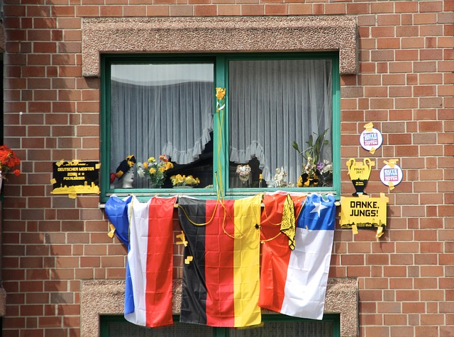 也不容忽视 也不容忽视